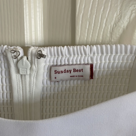 Aritzia Sunday Best white dress size 6 - Picture 3 of 4